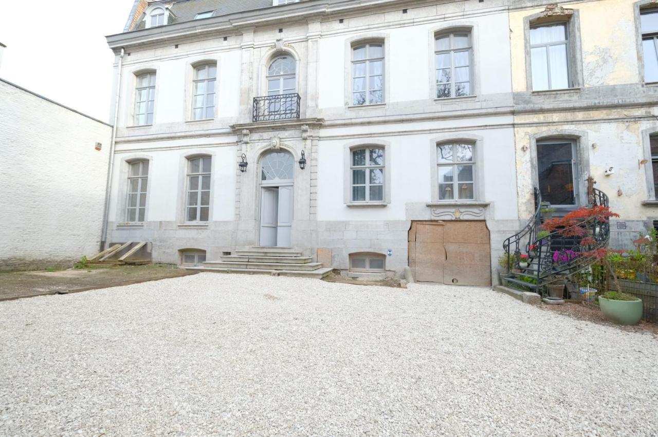 La Maison De La Duchesse De La Valliere - Chambre Rosaline - Parking Prive Gratuit Mons Exterior foto